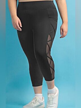POP Fit Black Capri Leggings with Side Mesh Lattice & pockets size 4x